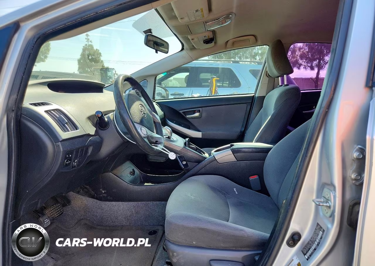 2014 Toyota Prius Two VIN:JTDKN3DU0E0378822 - 7