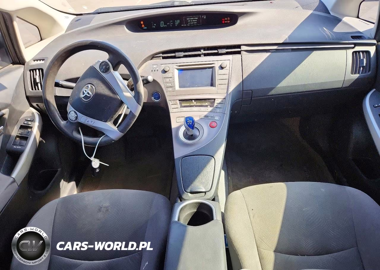 2014 Toyota Prius Two VIN:JTDKN3DU0E0378822 - 8