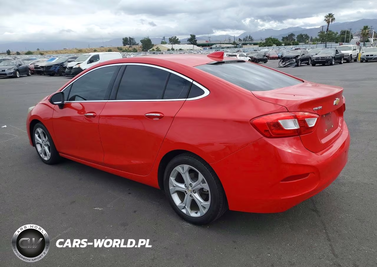 2016 Chevrolet Cruze Premier VIN:1G1BG5SM2G7292326 - 2