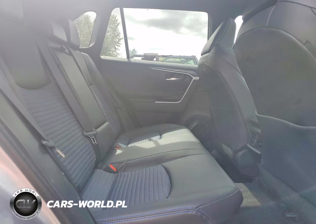 2020 Toyota Rav4 Xse VIN:4T3EWRFV2LU003977 - 11
