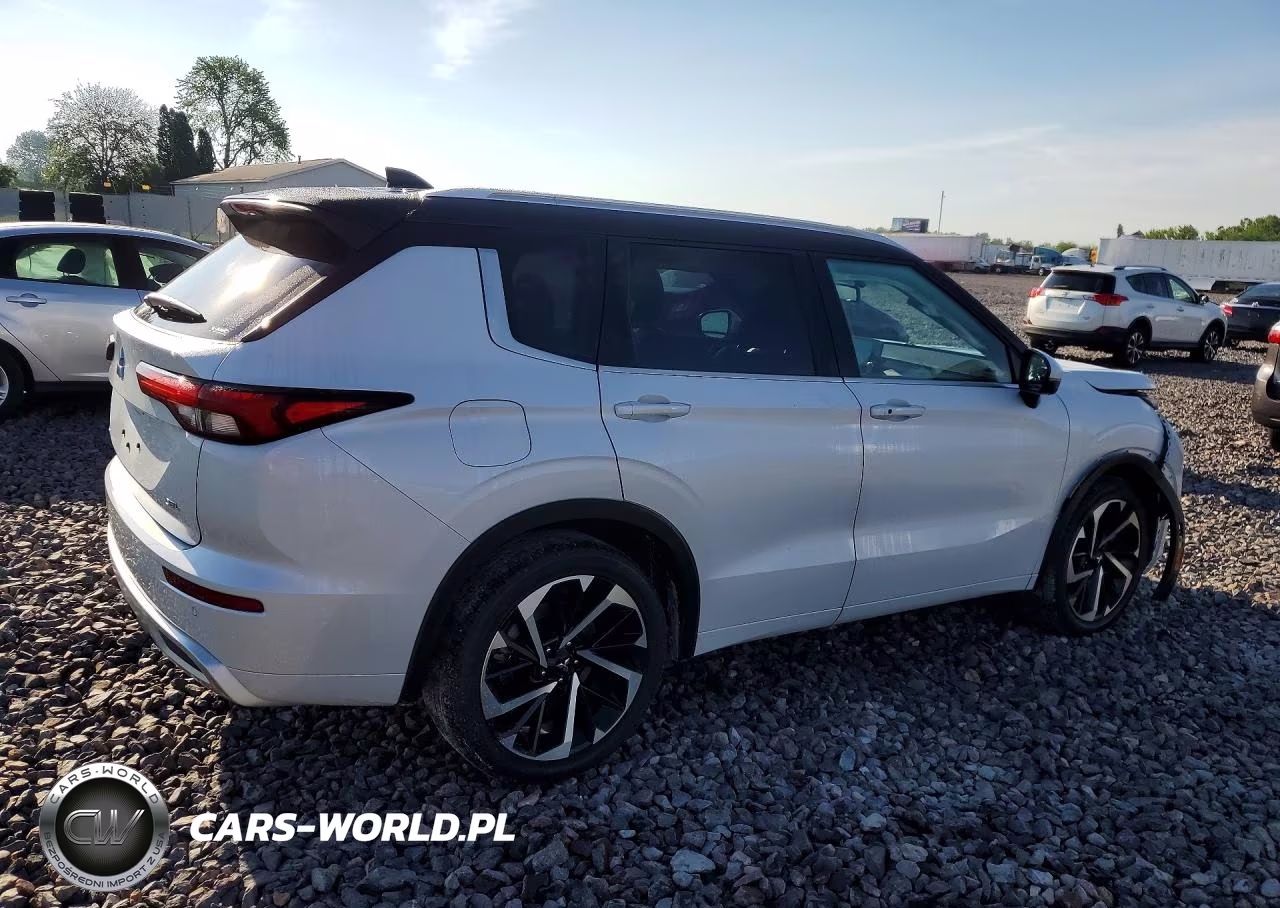2024 Mitsubishi Outlander Sel VIN:JA4J4WA87RZ046945 - 3
