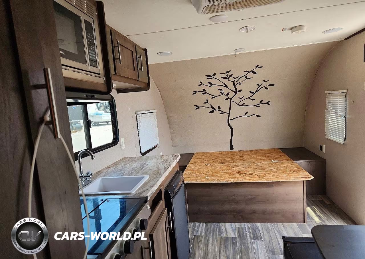 2019 Forest River Shasta Camper VIN:5ZT2SSGC9KE013140 - 5