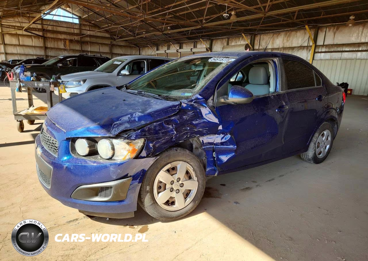 2013 Chevrolet Sonic Ls – zdjęcie 1 z 12