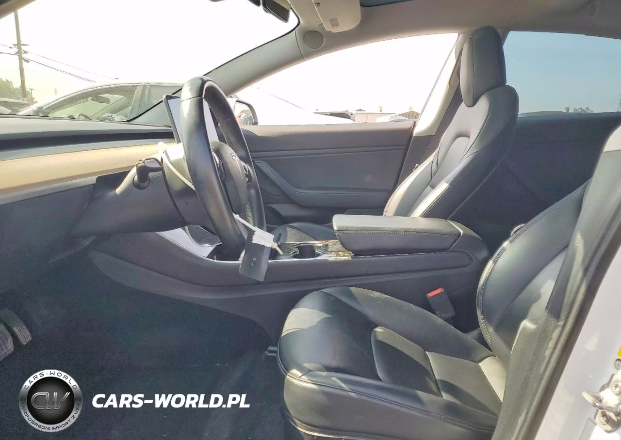 2019 Tesla Model 3 VIN:5YJ3E1EB4KF388532 - 7