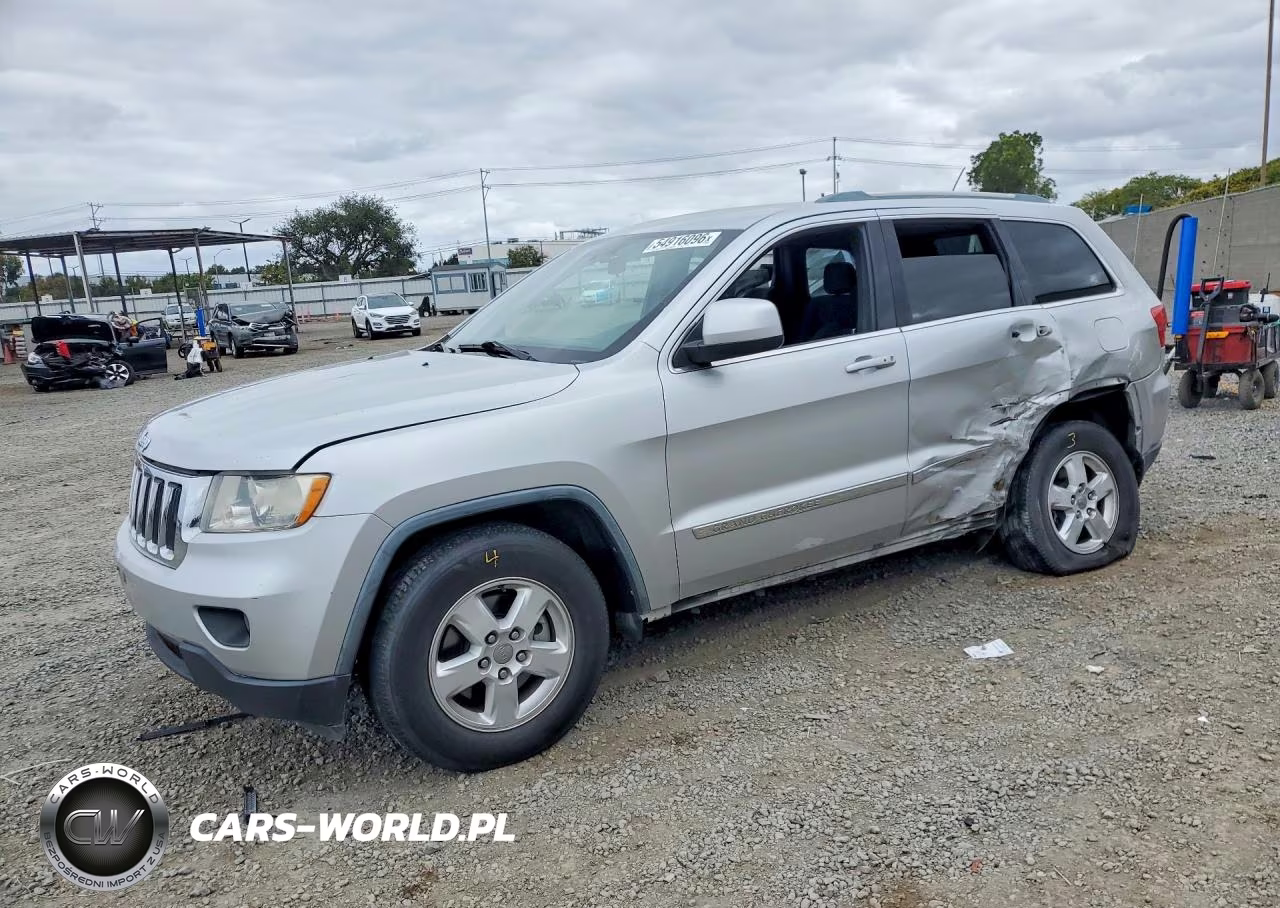 2011 Jeep Grand Cherokee Laredo – zdjęcie 1 z 14