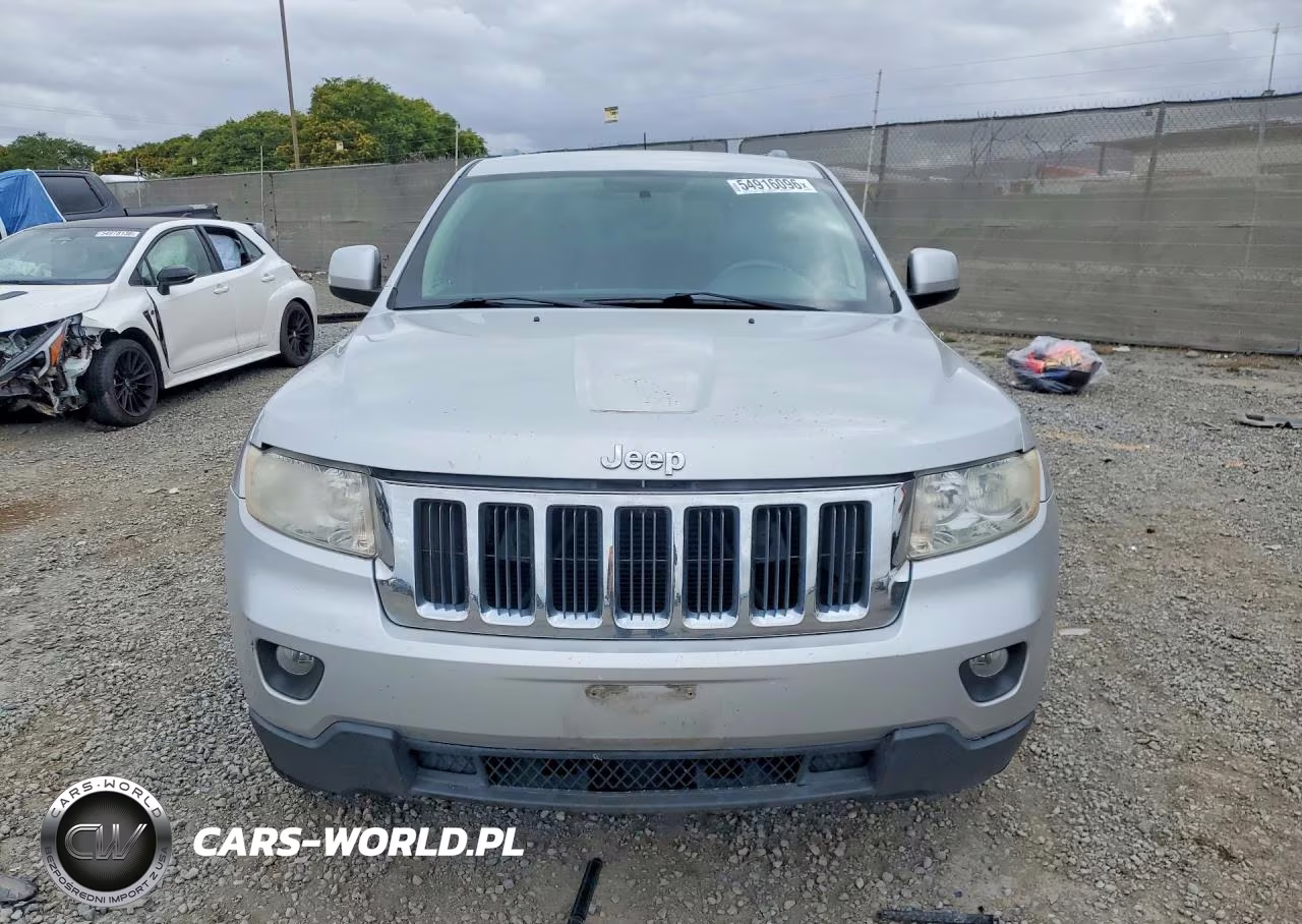 2011 Jeep Grand Cherokee Laredo VIN:1J4RS4GG5BC591546 - 5