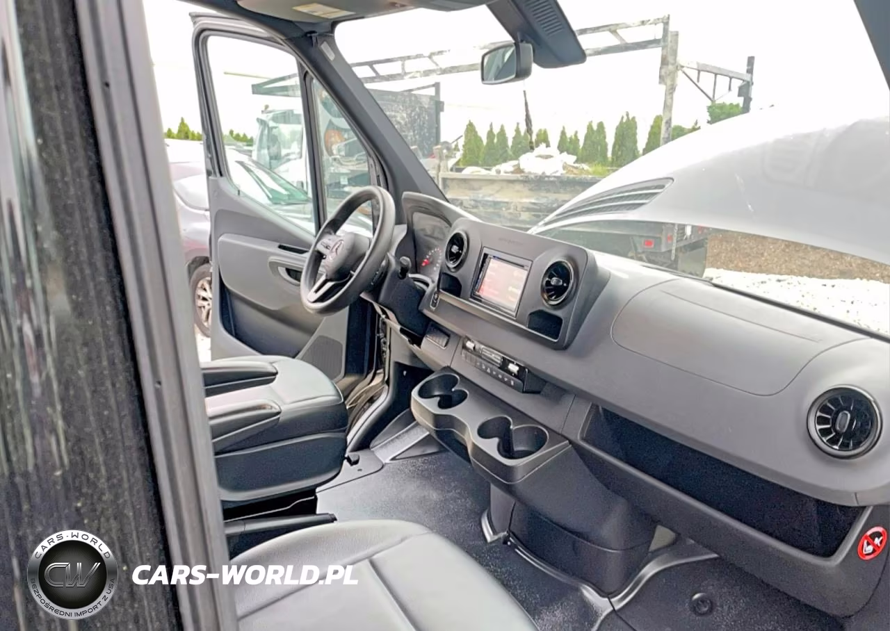 2019 Mercedes-Benz Sprinter 2500 VIN:WDZPF0CD5KP160624 - 14