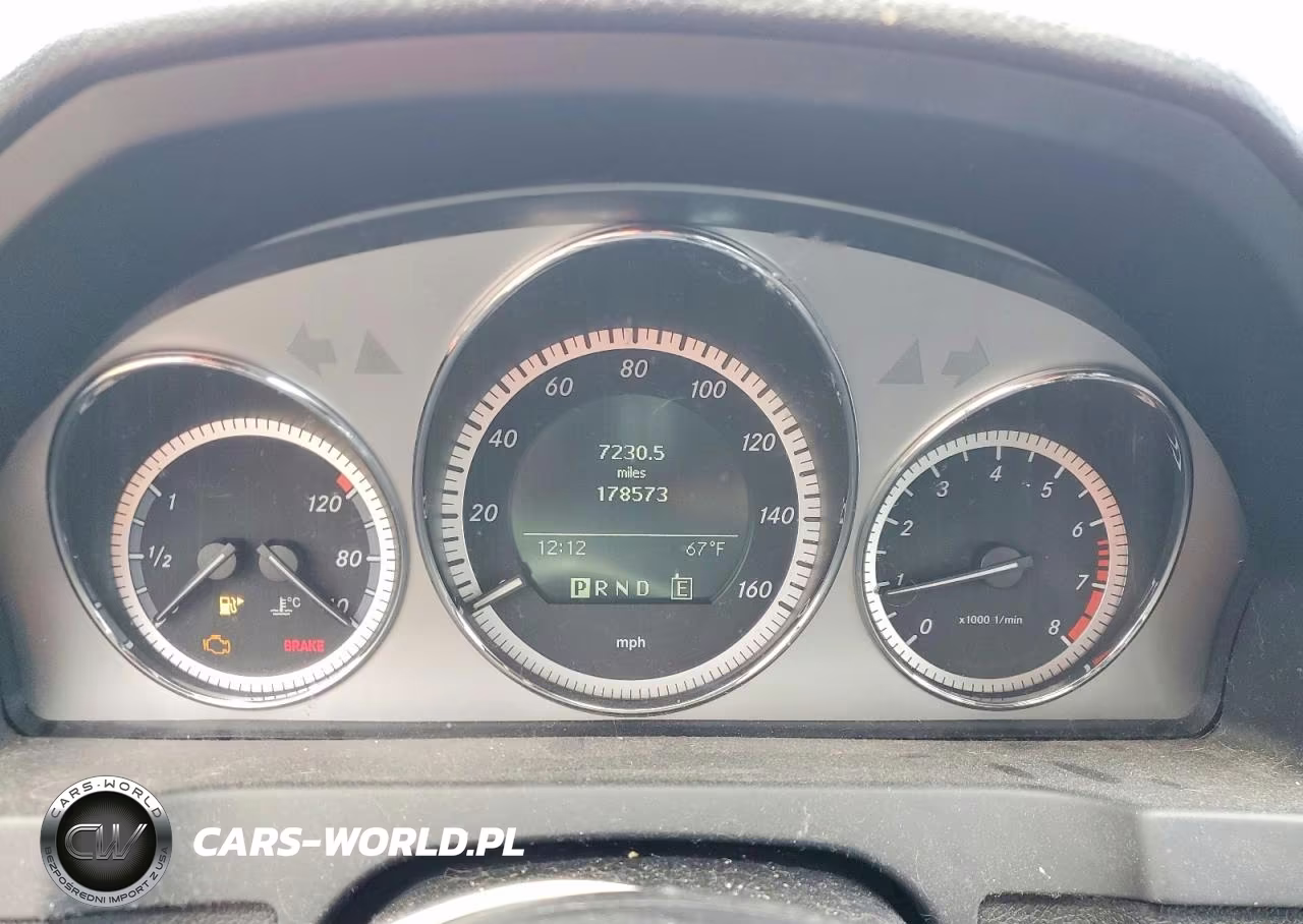 2011 Mercedes-Benz C 300 4Matic VIN:WDDGF8BB4BR170862 - 9