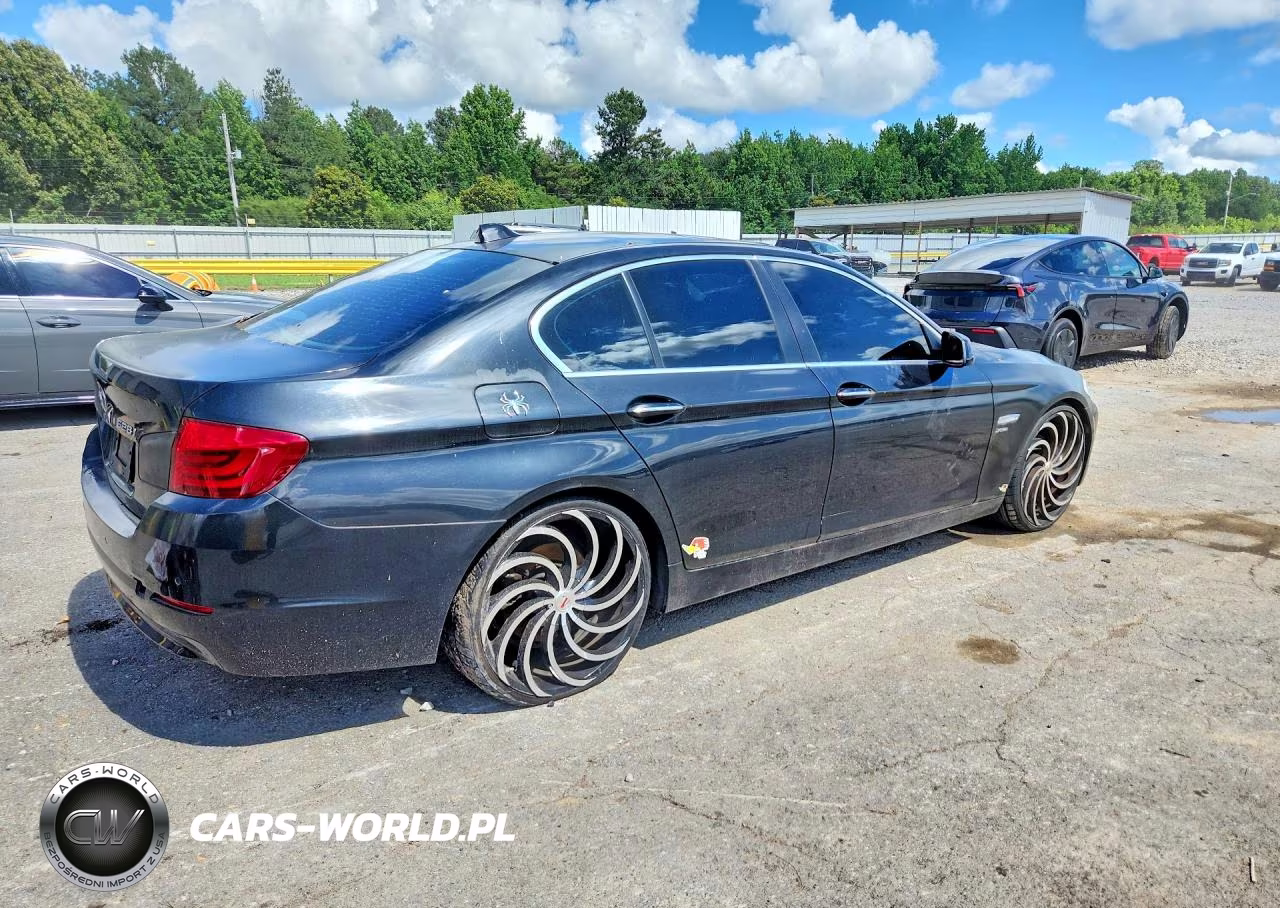2012 BMW 528Xi VIN:WBAXH5C53CDW09217 - 3