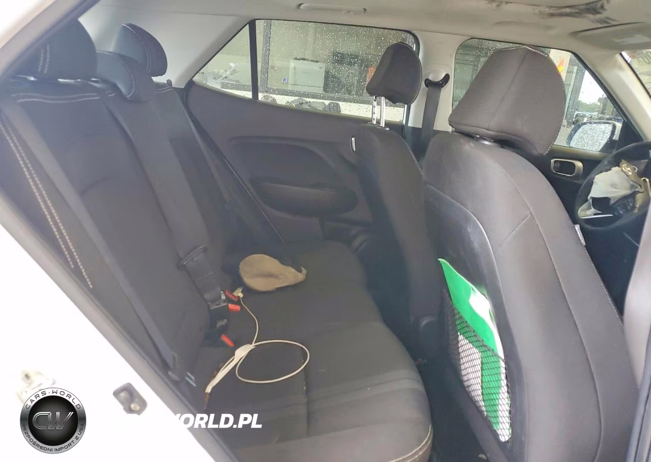 2020 Hyundai Venue Sel VIN:KMHRC8A36LU029758 - 11