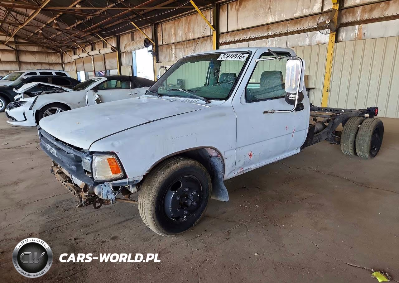 1990 Toyota Pickup Cab Chassis Super Long Wheelba