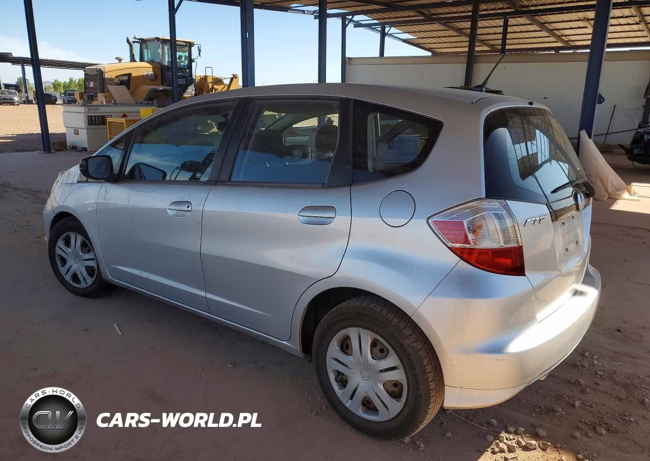 2011 Honda Fit VIN:JHMGE8H37BC006987 - 2