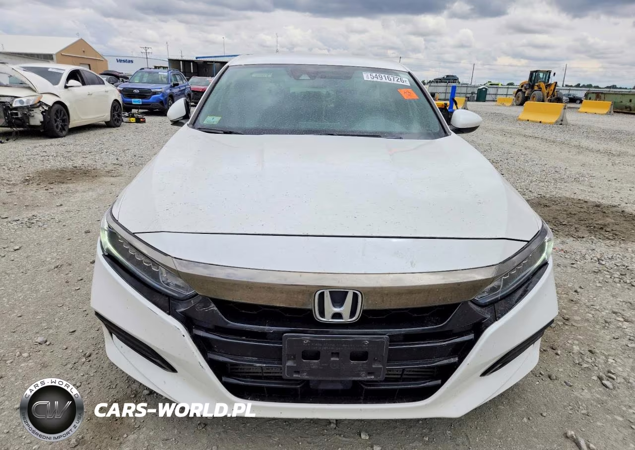 2018 Honda Accord Sport VIN:1HGCV1F35JA235562 - 5