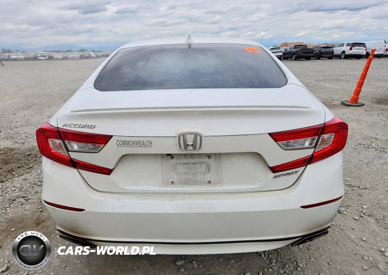 2018 Honda Accord Sport VIN:1HGCV1F35JA235562 - 6