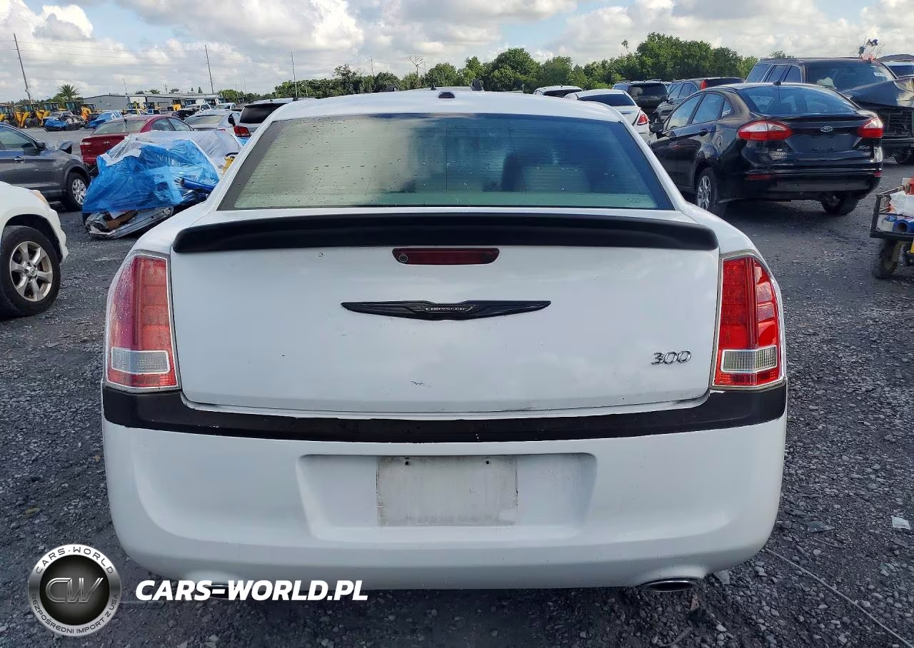 2011 Chrysler 300 Limited VIN:2C3CA5CG7BH537242 - 6