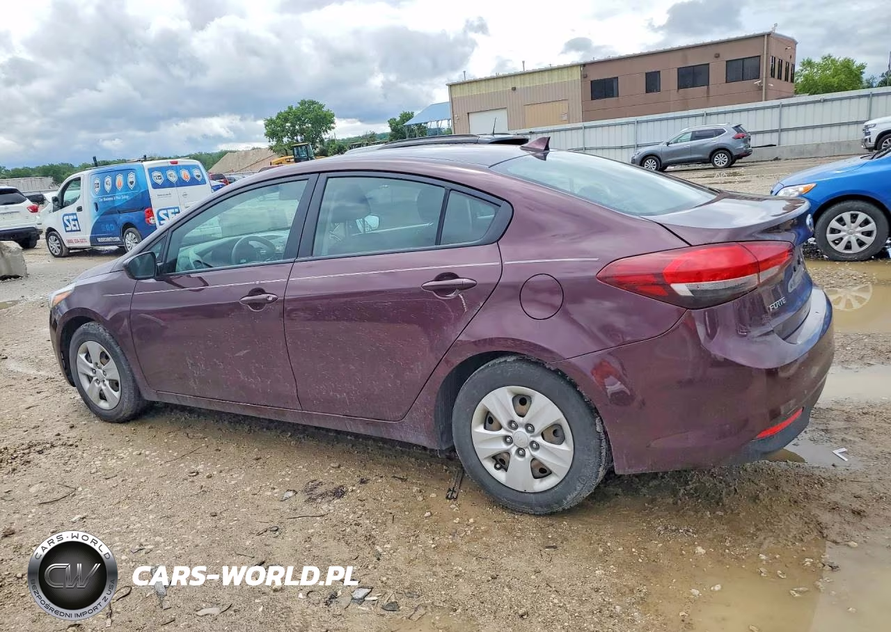 2018 Kia Forte Lx VIN:3KPFK4A77JE174471 - 2