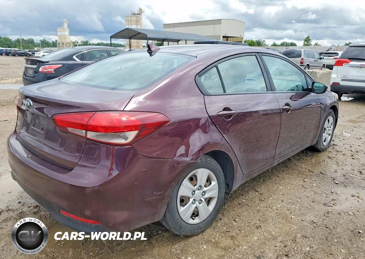 2018 Kia Forte Lx VIN:3KPFK4A77JE174471 - 3