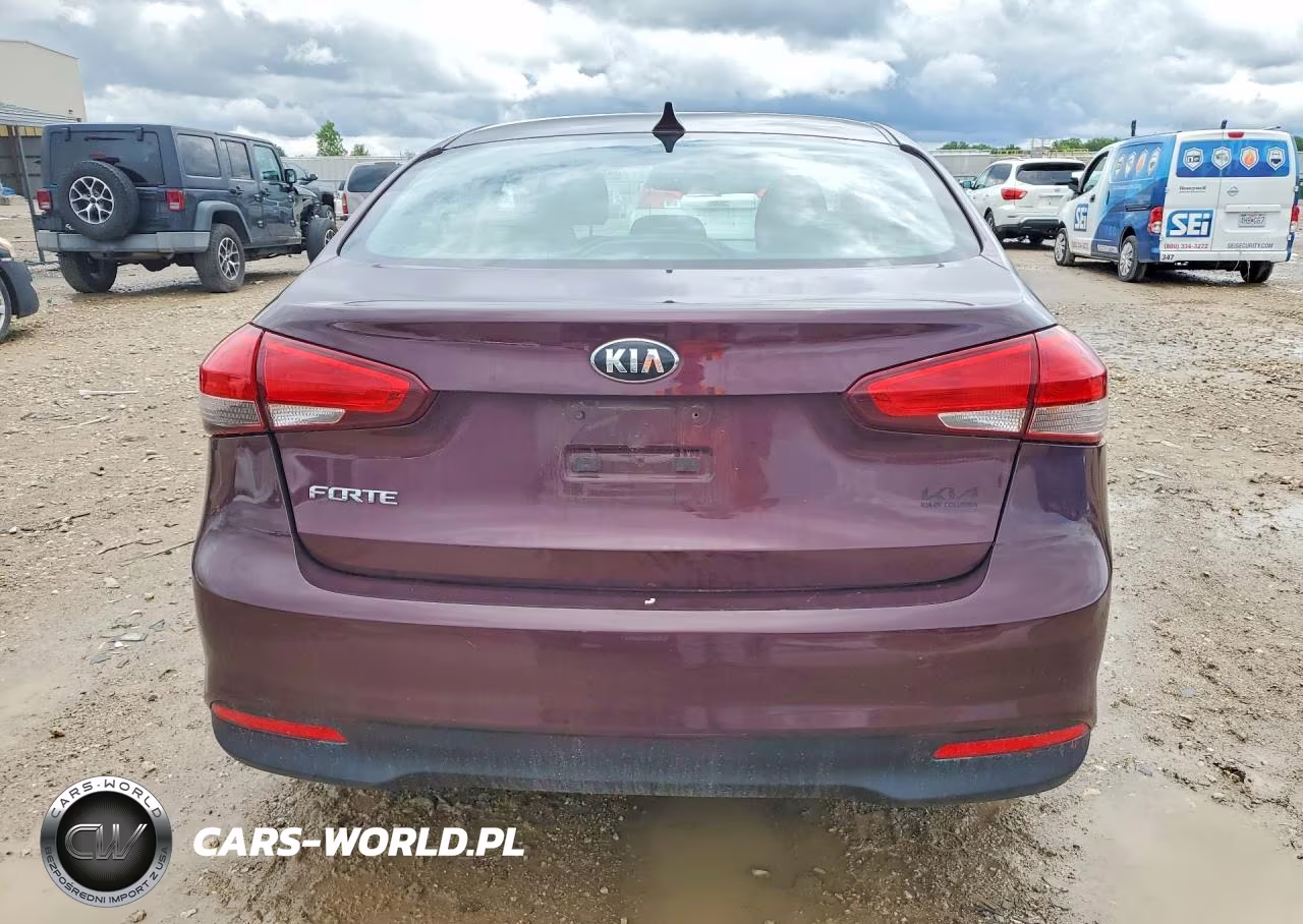 2018 Kia Forte Lx VIN:3KPFK4A77JE174471 - 6