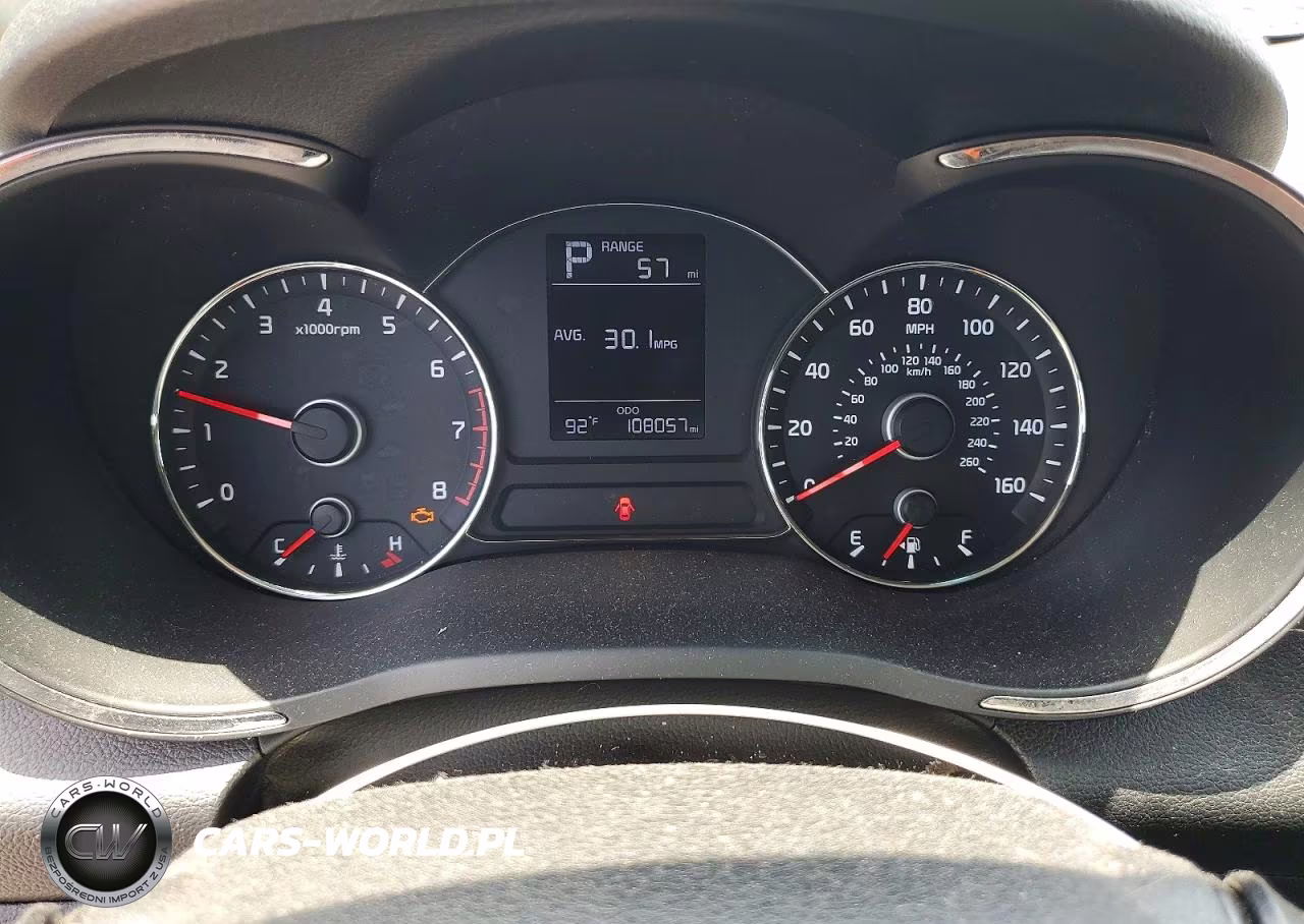 2017 Kia Forte Lx VIN:3KPFK4A77HE077295 - 9