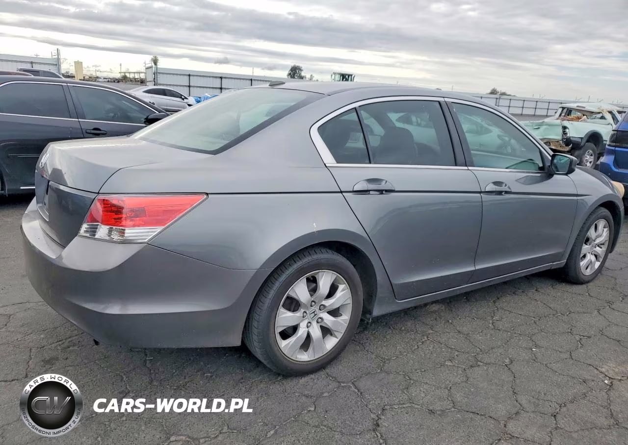 2008 Honda Accord Exl VIN:JHMCP26898C061454 - 3