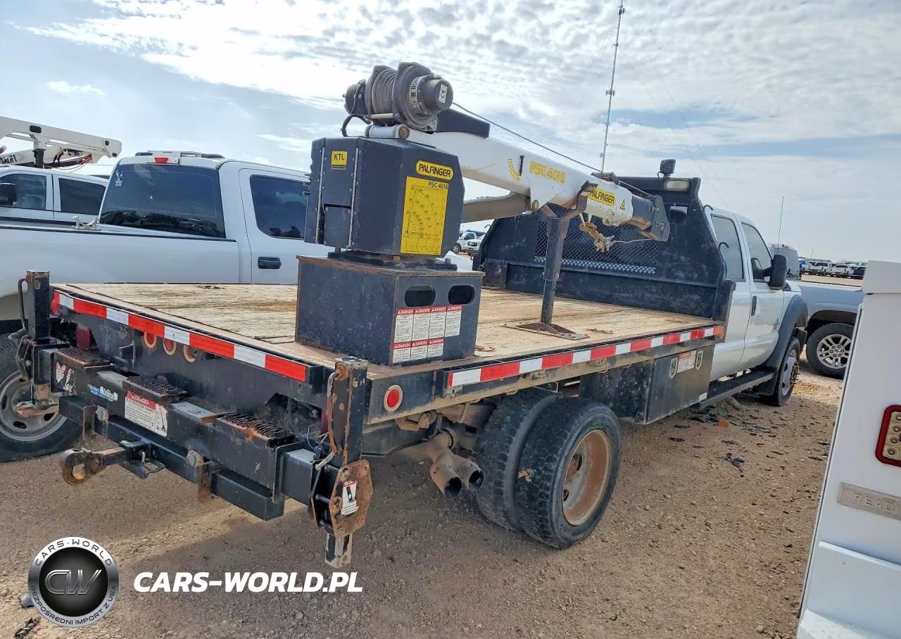 2015 Ford F550 Super Duty VIN:1FD0W5HT1FED70584 - 3