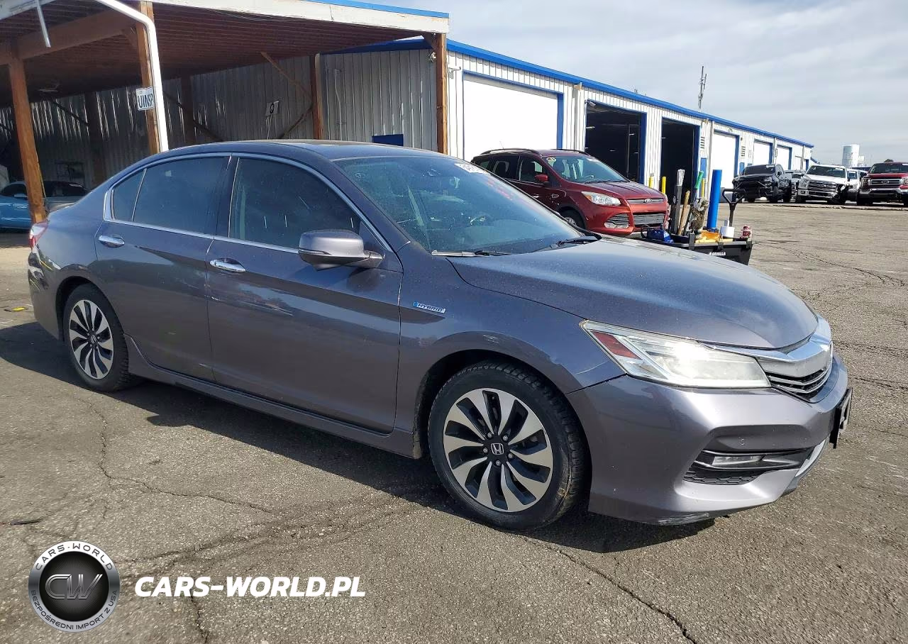 2017 Honda Accord Touring Hybrid VIN:JHMCR6F78HC027739 - 4