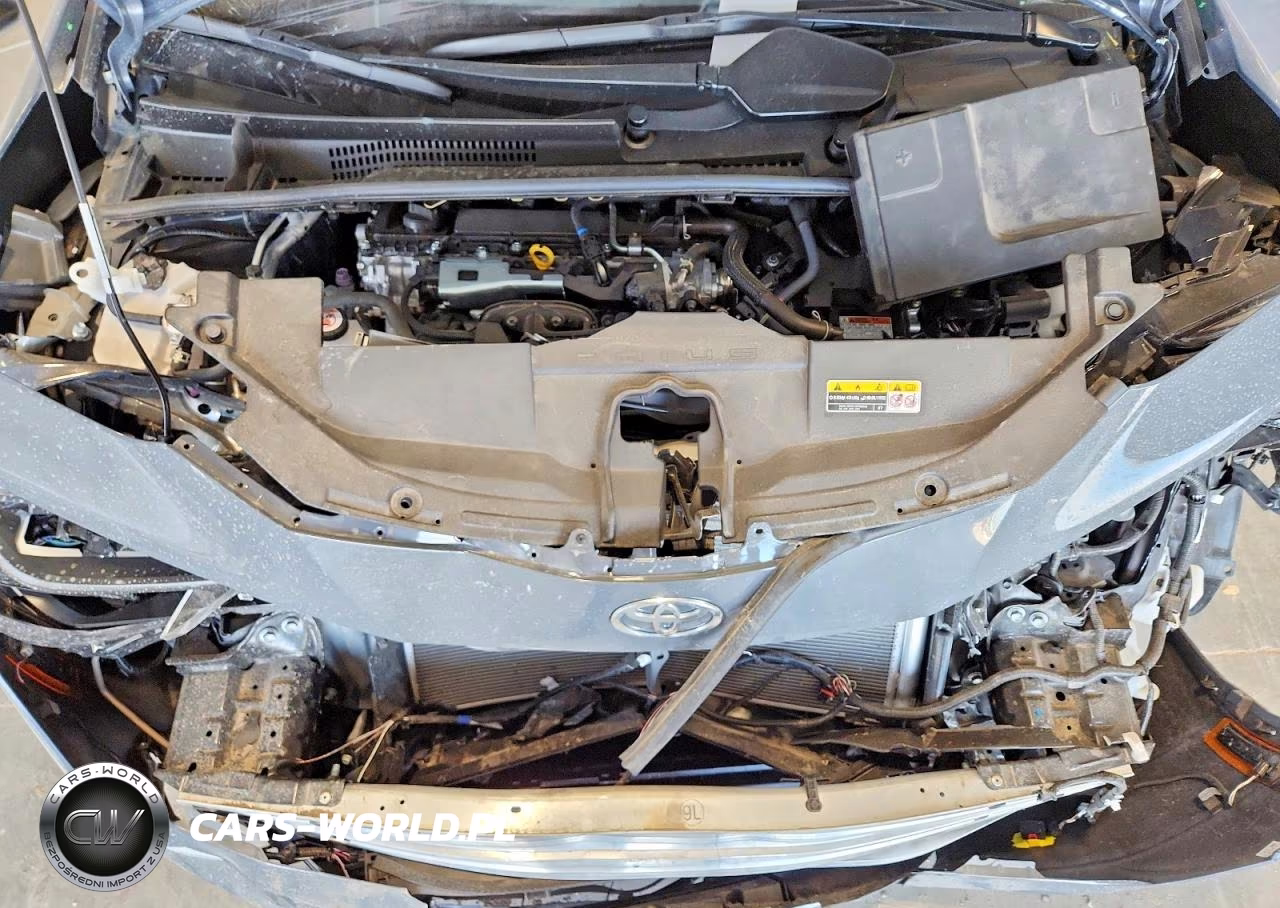 2026 Toyota Prius Le VIN:JTDADABU1T3032747 - 11
