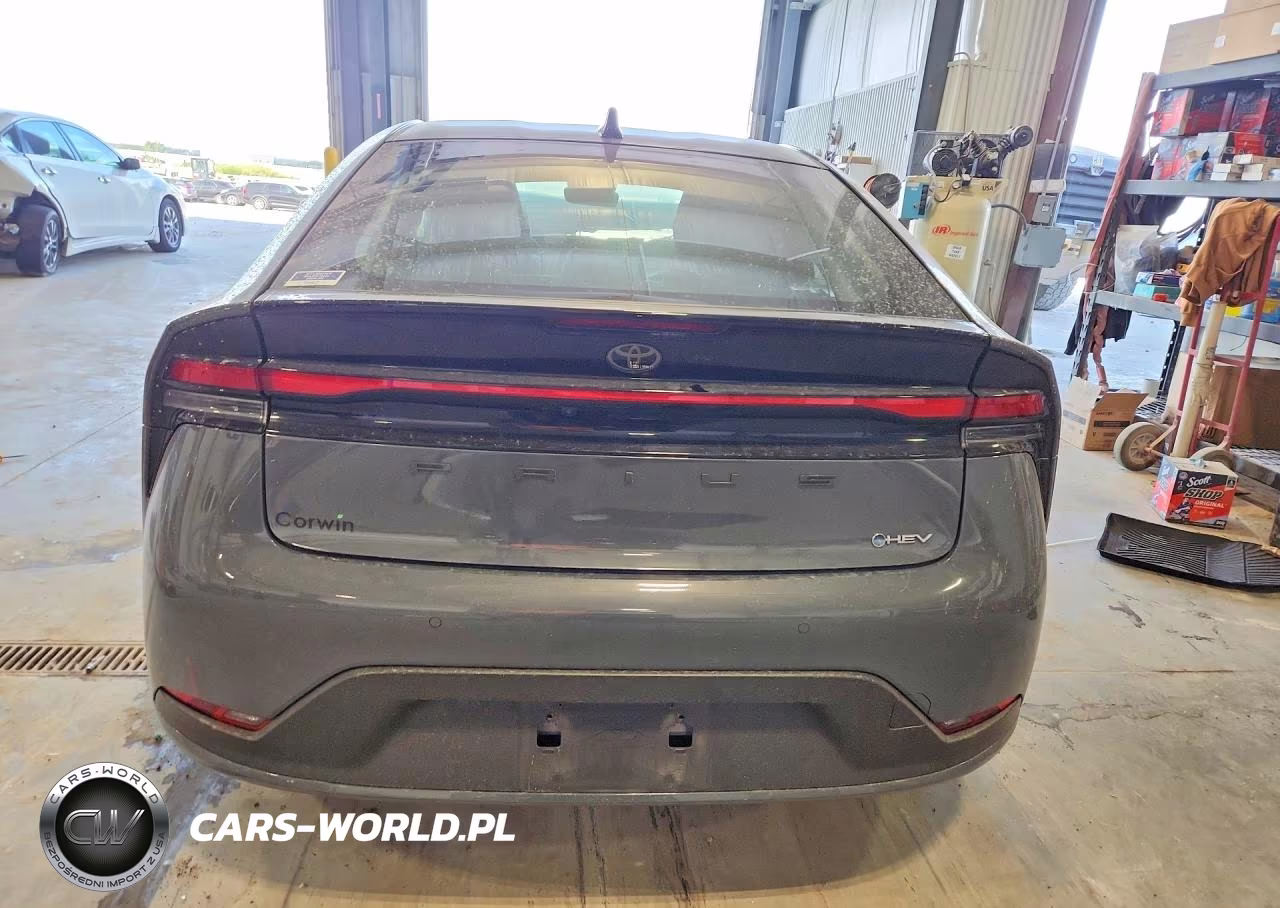 2026 Toyota Prius Le VIN:JTDADABU1T3032747 - 6