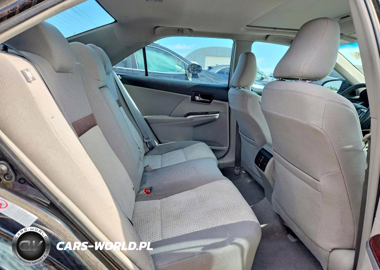 2012 Toyota Camry Xle VIN:4T4BF1FK7CR225097 - 10