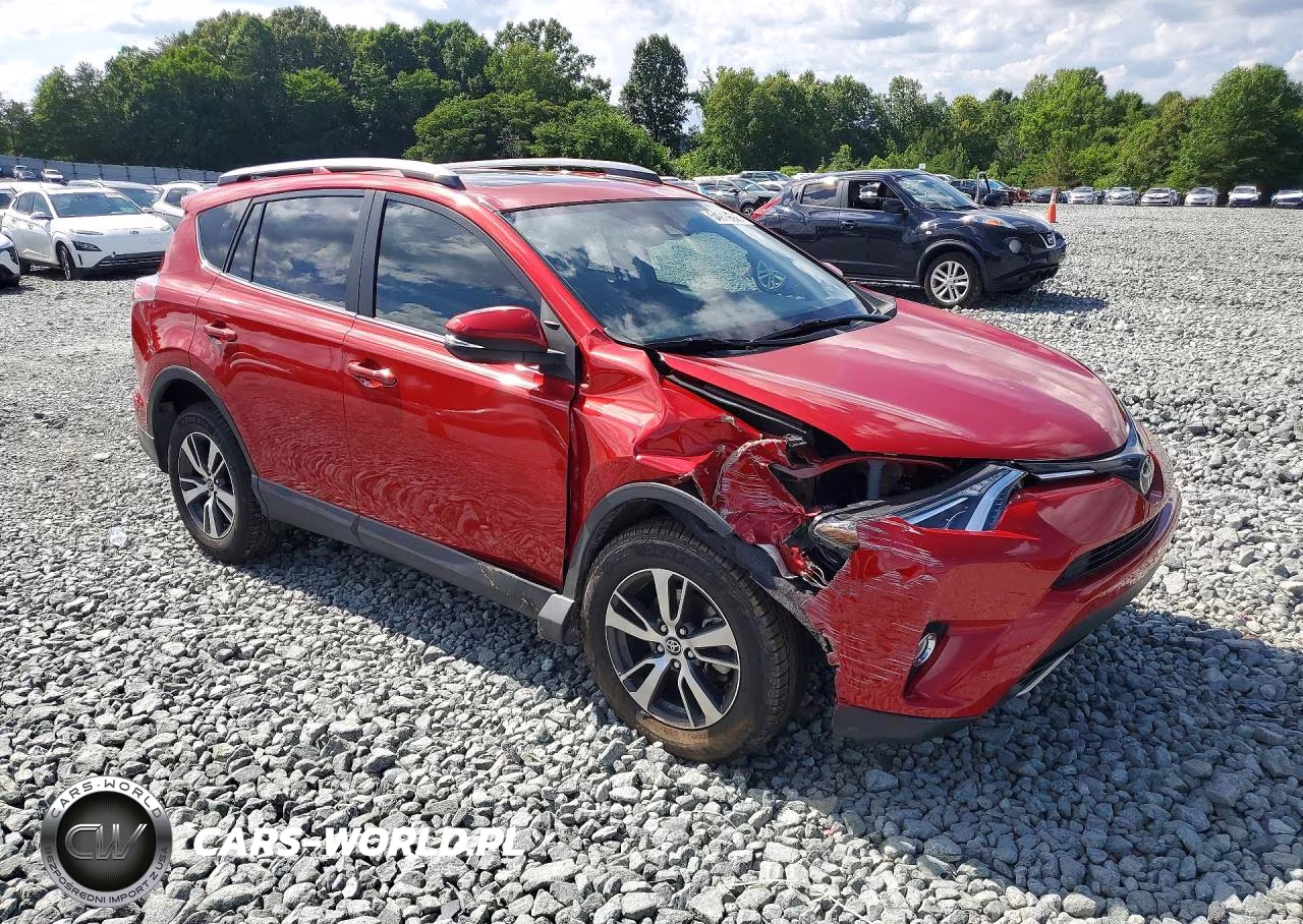 2017 Toyota Rav4 Xle VIN:JTMWFREV3HJ121029 - 4