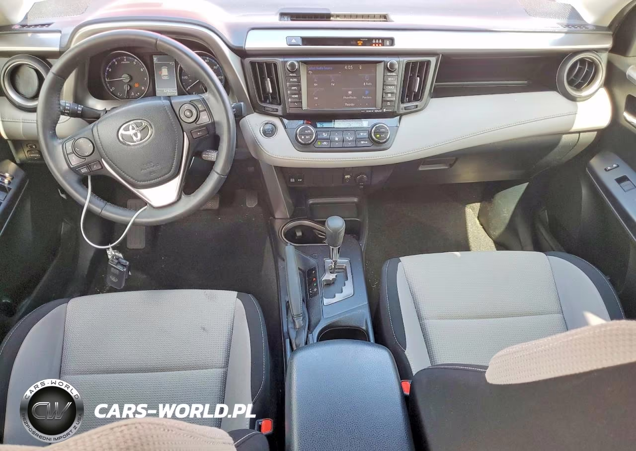 2017 Toyota Rav4 Xle VIN:JTMWFREV3HJ121029 - 8
