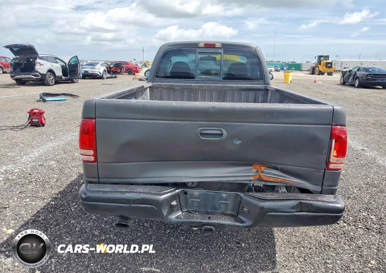 2002 Dodge Dakota Sport VIN:1B7FL36XX2S527364 - 6