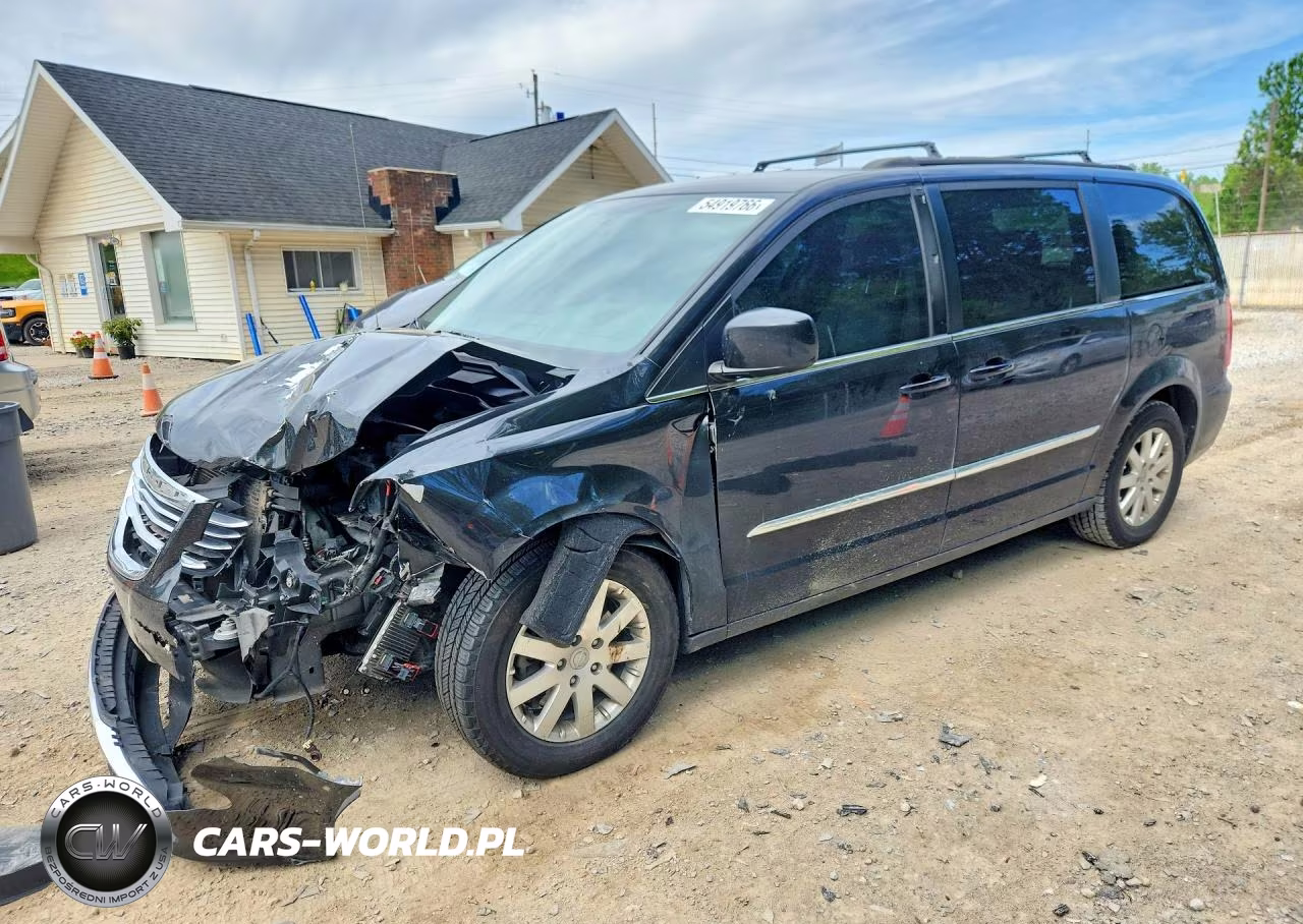 2016 Chrysler Town & Country Touring – zdjęcie 1 z 13