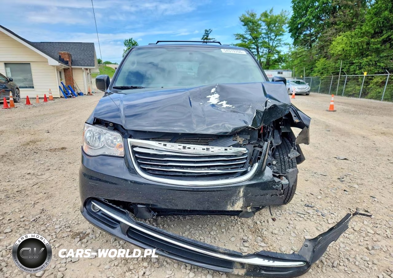 2016 Chrysler Town & Country Touring VIN:2C4RC1BG0GR298225 - 5