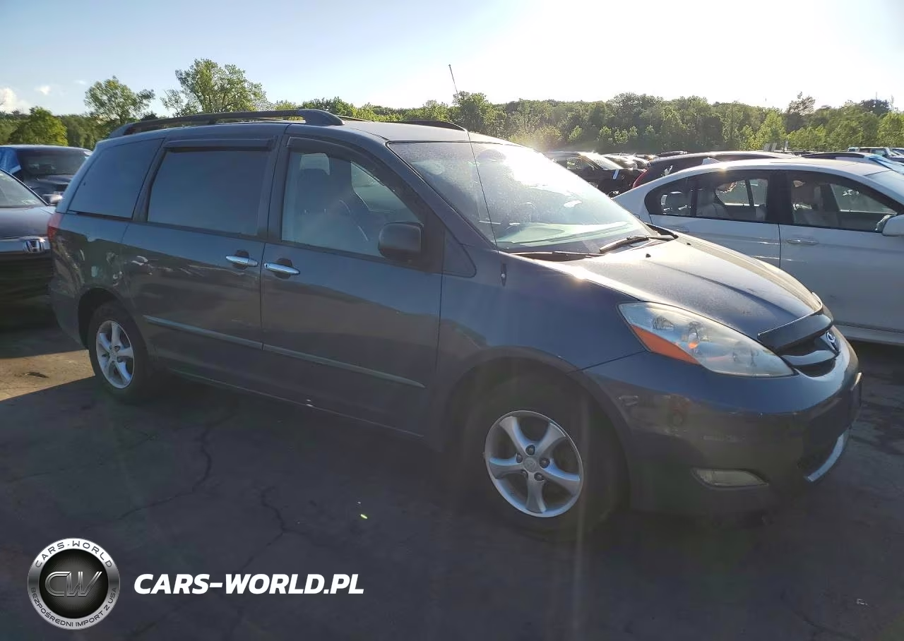 2008 Toyota Sienna Le 7-Passenger VIN:5TDZK23C48S115485 - 4