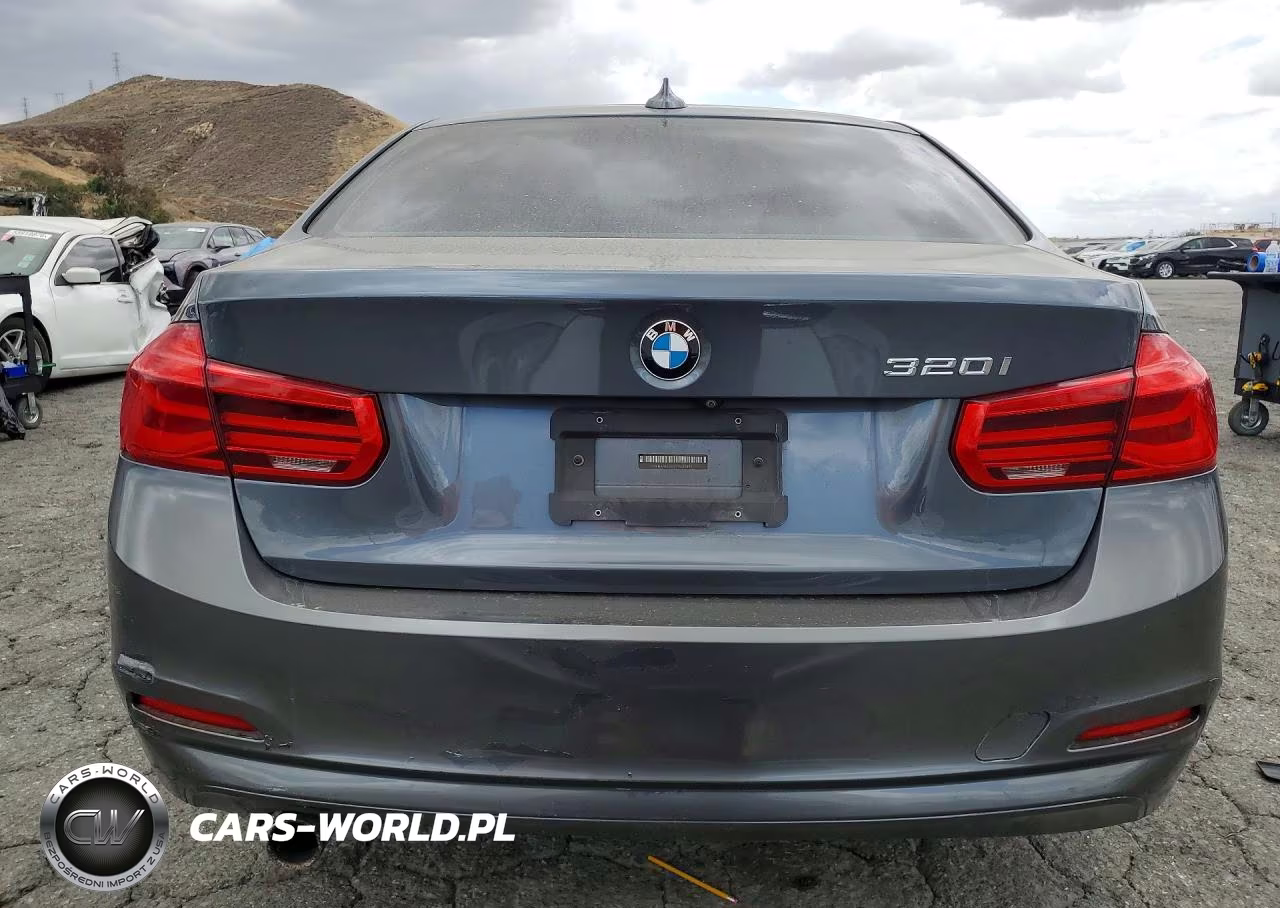 2018 BMW 320 I VIN:WBA8E1G59JNU92847 - 6