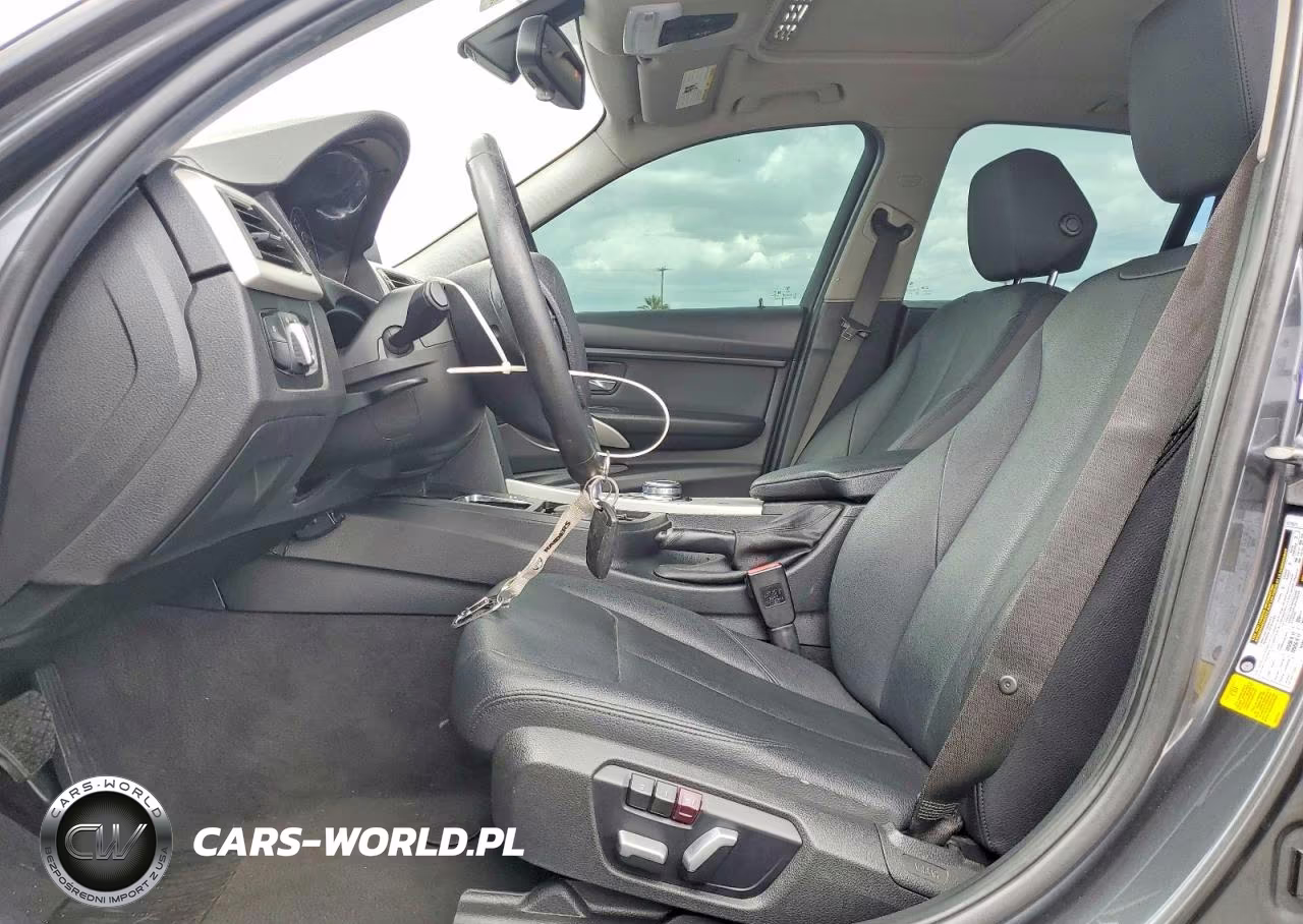 2018 BMW 320 I VIN:WBA8E1G59JNU92847 - 7