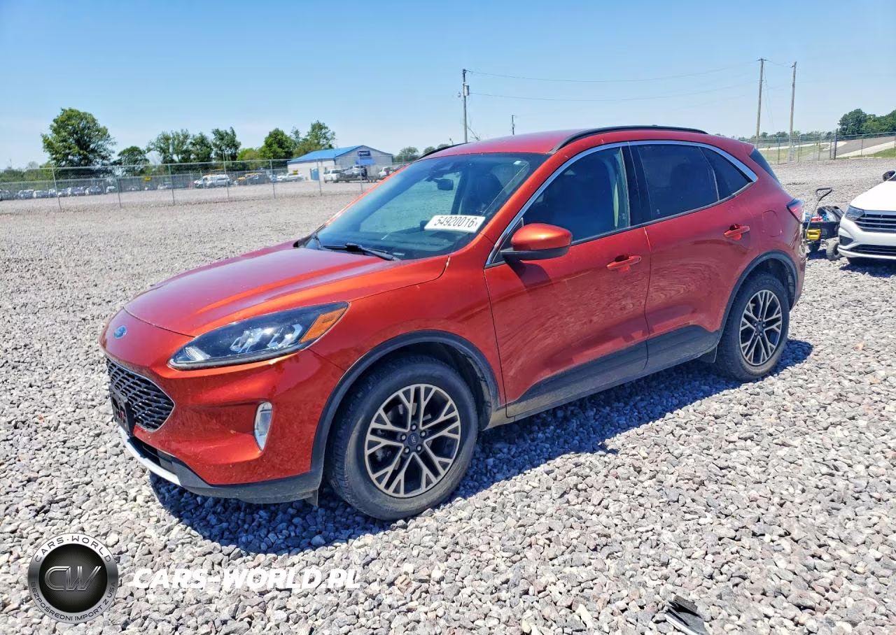 2020 Ford Escape Sel