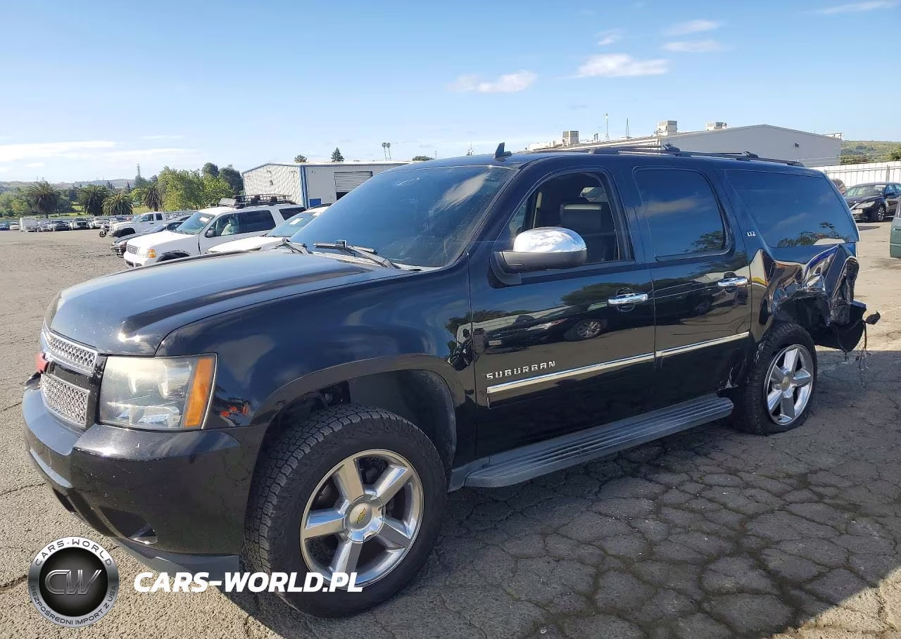 2013 Chevrolet Suburban K1500 Ltz – zdjęcie 1 z 13