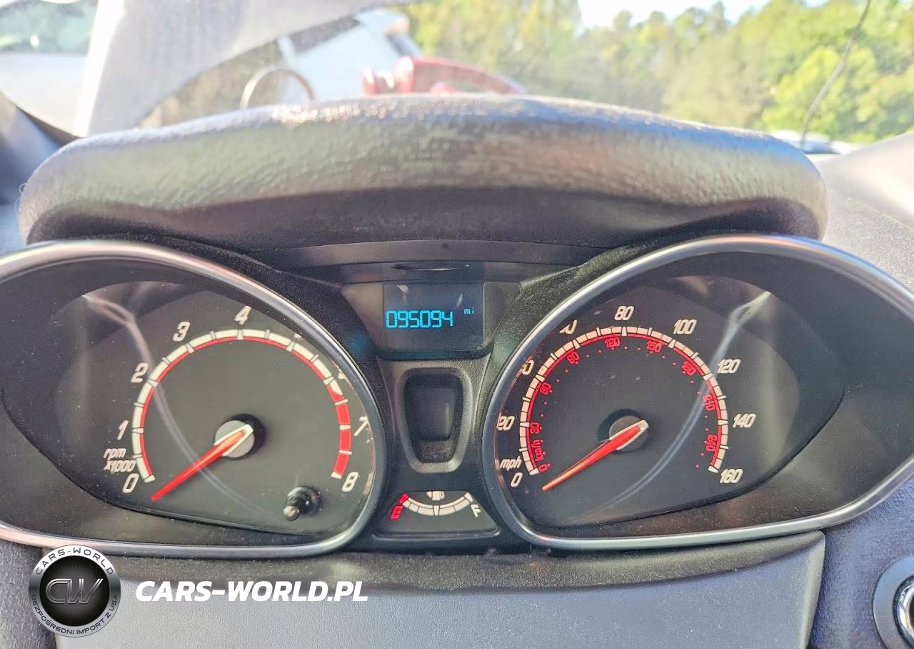 2018 Ford Fiesta St VIN:3FADP4GX8JM113562 - 9