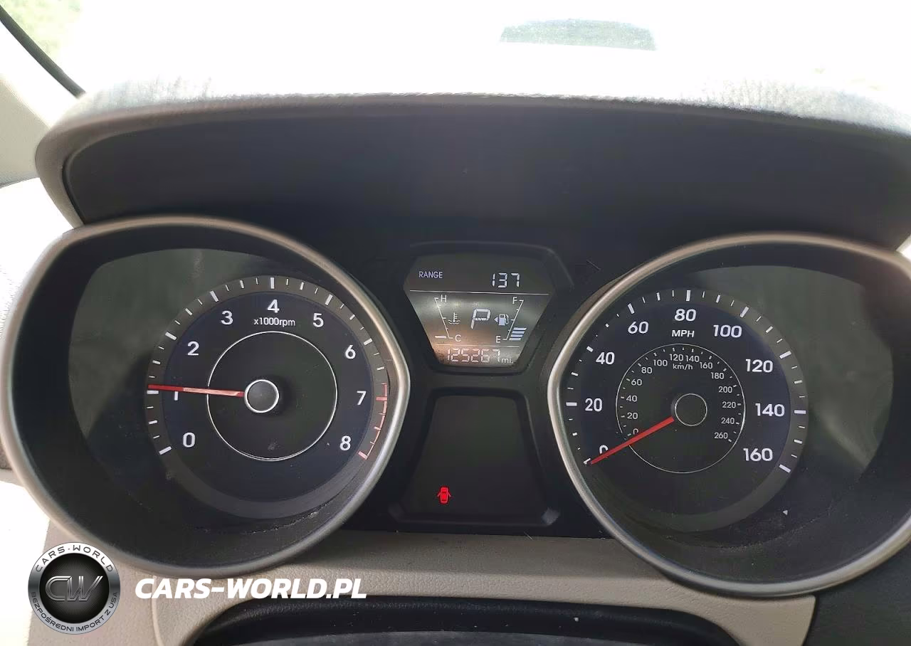 2016 Hyundai Elantra Se VIN:5NPDH4AE8GH681517 - 9