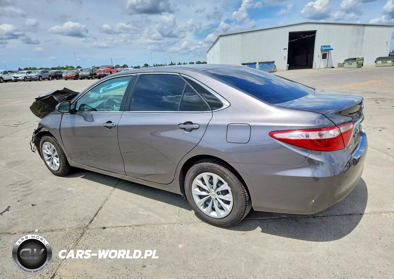 2017 Toyota Camry Le VIN:4T1BF1FK1HU712121 - 2