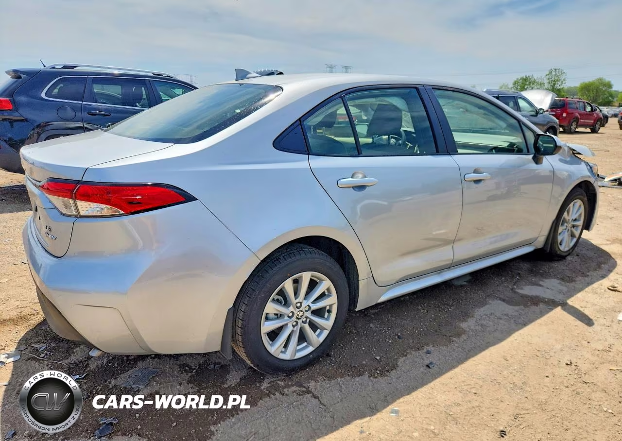 2026 Toyota Corolla Hybrid Le VIN:JTDBCMFE2T3144887 - 3