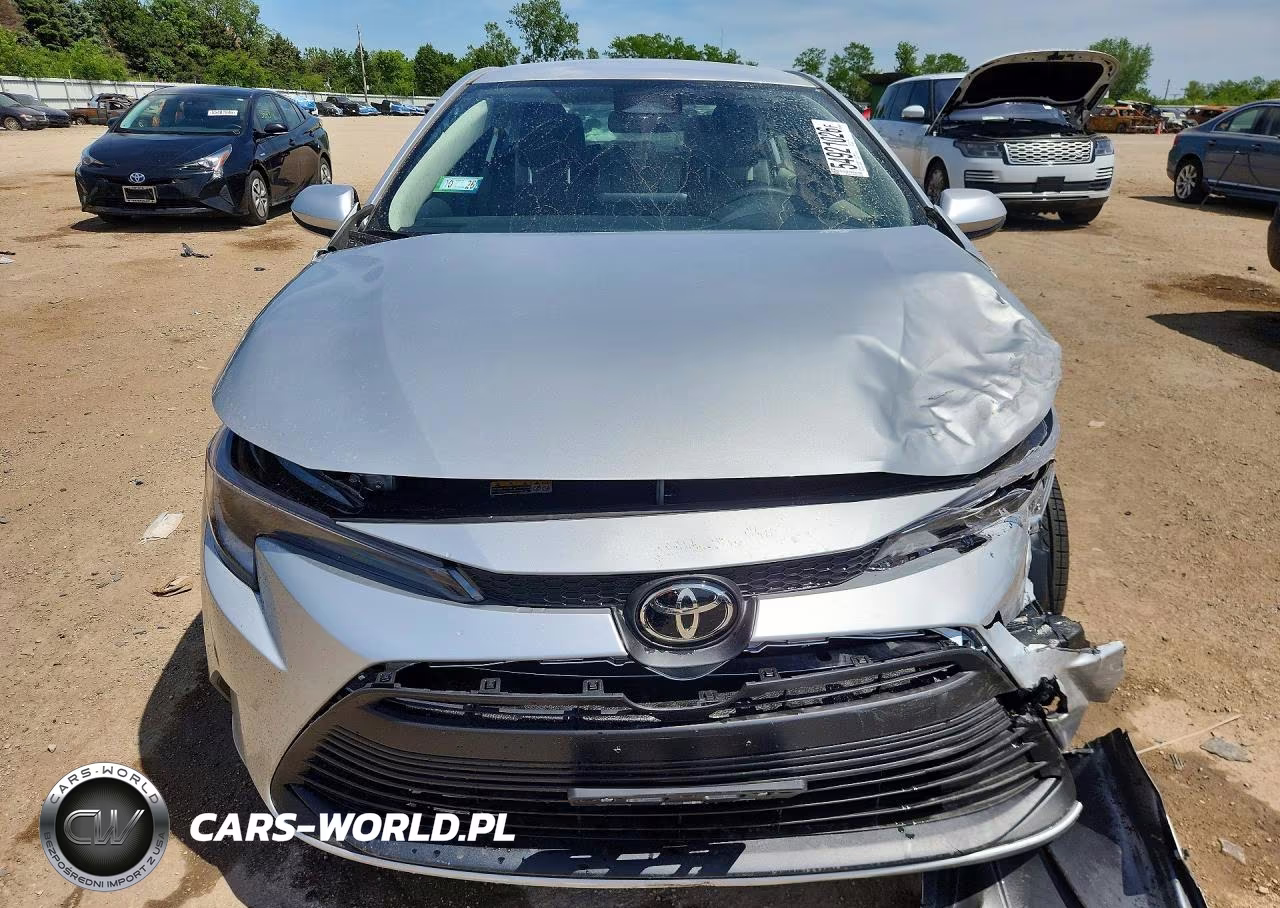 2026 Toyota Corolla Hybrid Le VIN:JTDBCMFE2T3144887 - 5