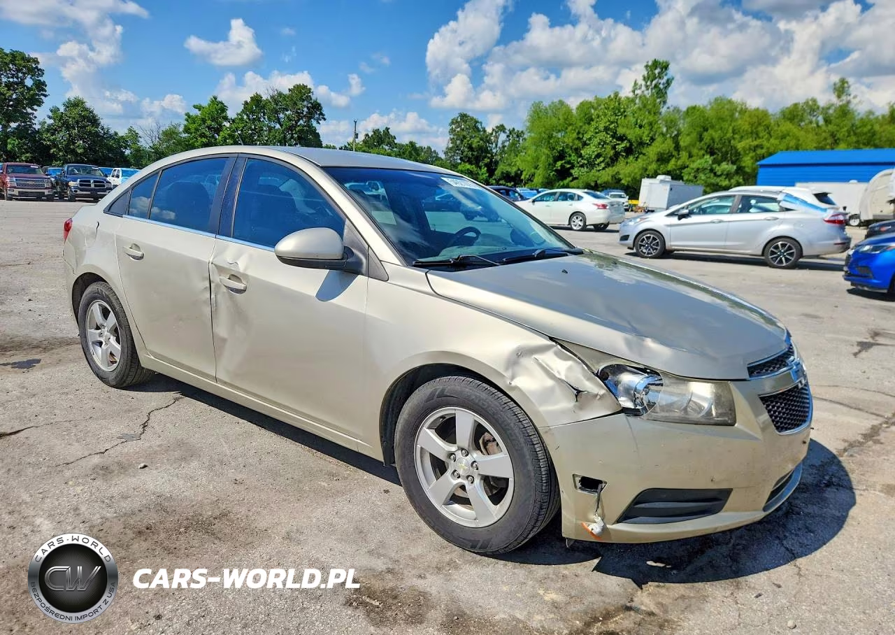 2014 Chevrolet Cruze Lt VIN:1G1PC5SB2E7425101 - 4