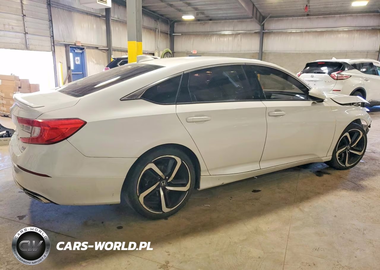 2018 Honda Accord Sport VIN:1HGCV2F36JA017569 - 3