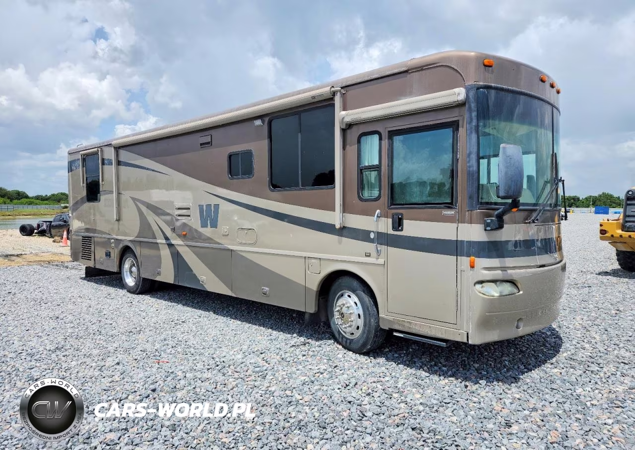 2005 Winnebago Journey - Rv