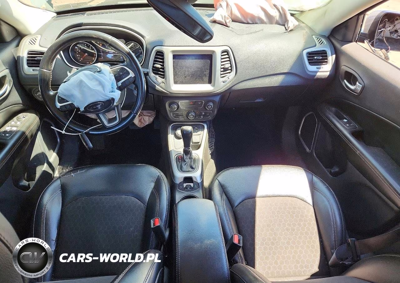 2020 Jeep Compass Latitude VIN:3C4NJDBB8LT219398 - 8