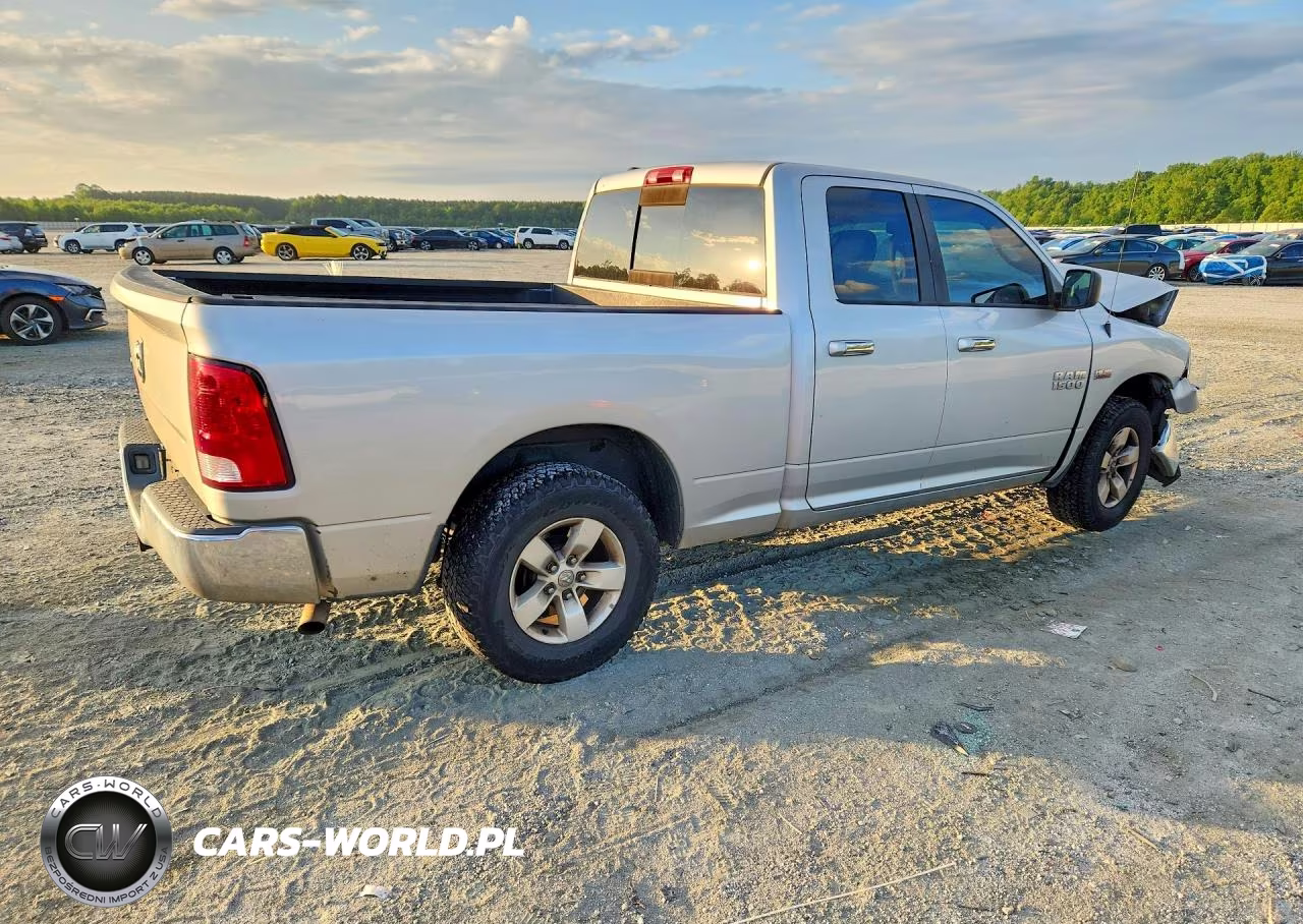 2015 Ram 1500 Slt VIN:1C6RR6GT0FS553199 - 3