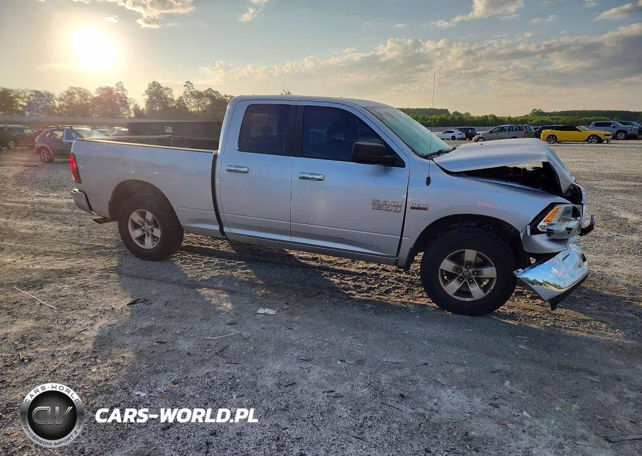 2015 Ram 1500 Slt VIN:1C6RR6GT0FS553199 - 4